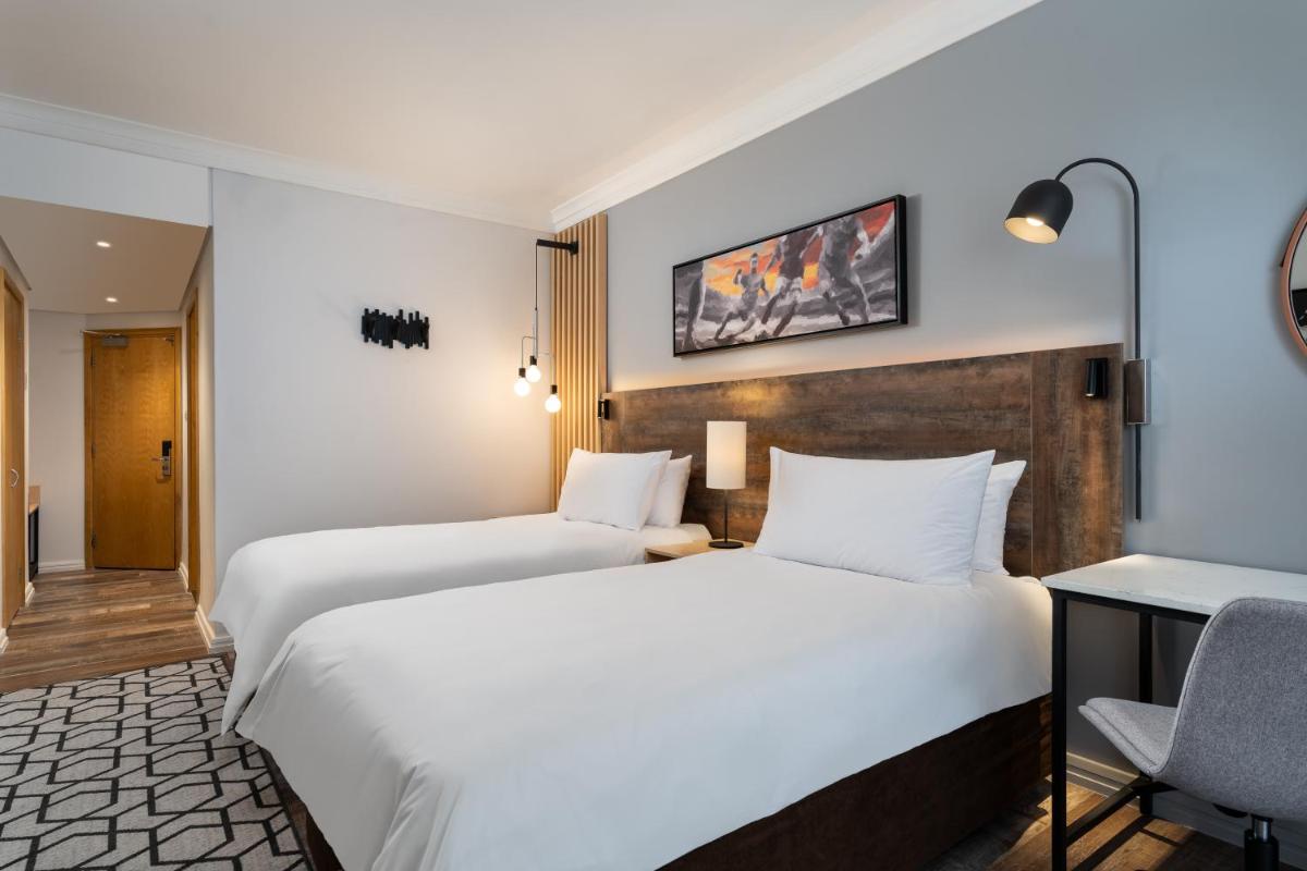 Protea Hotel by Marriott Johannesburg Wanderers - Hizvo