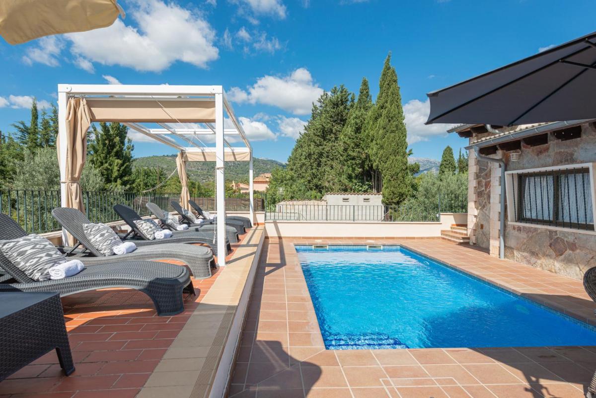 Refugi De Les Aguiles - Housity