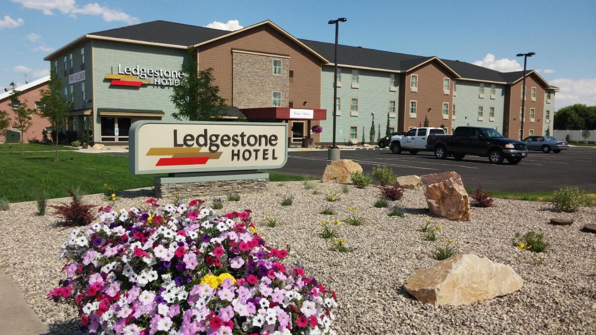 Ledgestone Suites Hotel Vernal - Housity