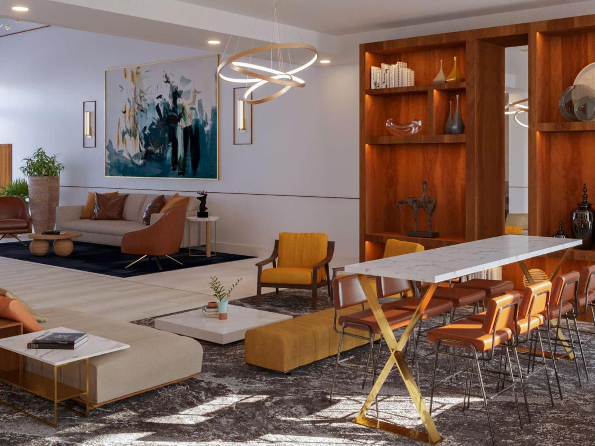 DoubleTree by Hilton Houston Westchase - Housity