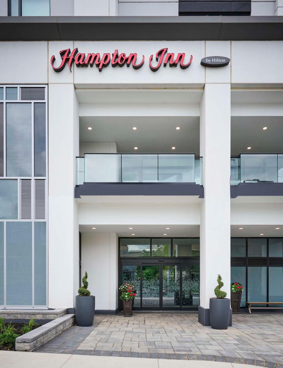 Hampton Inn By Hilton Hamilton - Housity