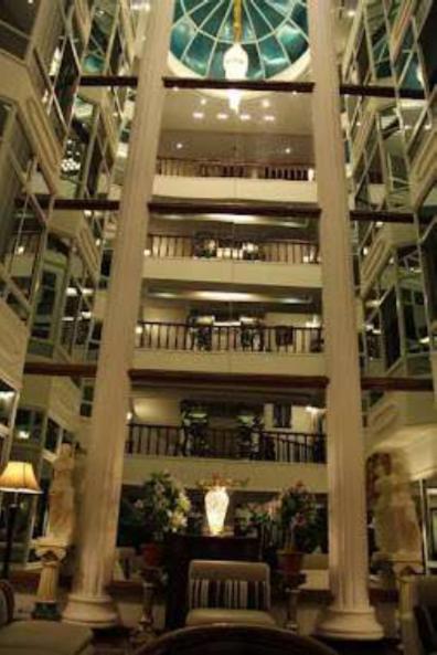 Darjeeling La Resort - Housity