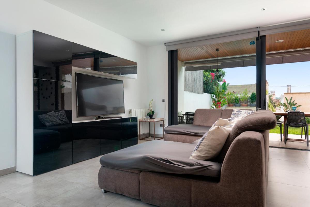 Casa Llubi - Housity