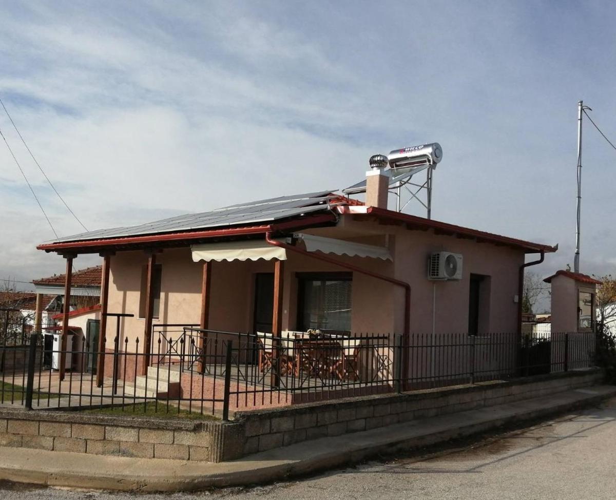 BYT Village House - Housity