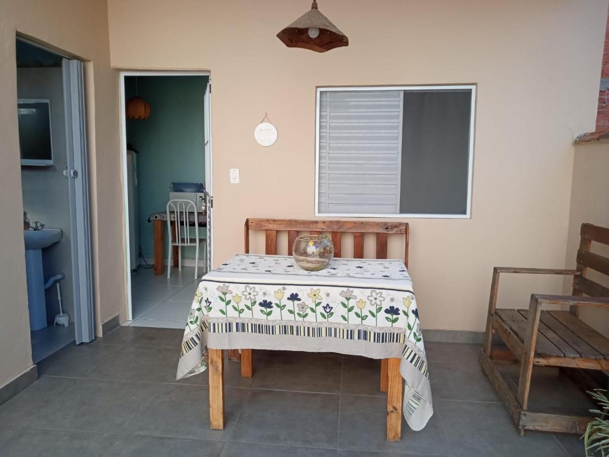 Cozy House Booking Indaiatuba - Housity