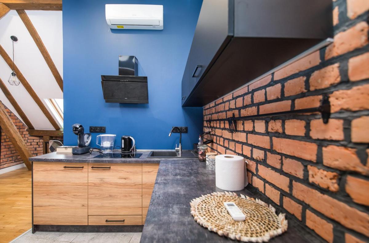 Przytulny Apartament Z Wieżą - Housity