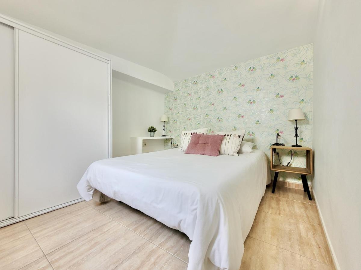 Miranda Penthouse AD with FREE PARKING - Housity