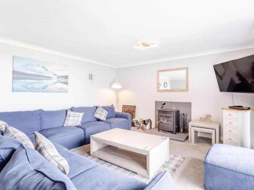 Tigh Na Mhor , Hot Tub , Games Room , 5 Bedroom ,Sleeps 13 , Large Villa - Housity