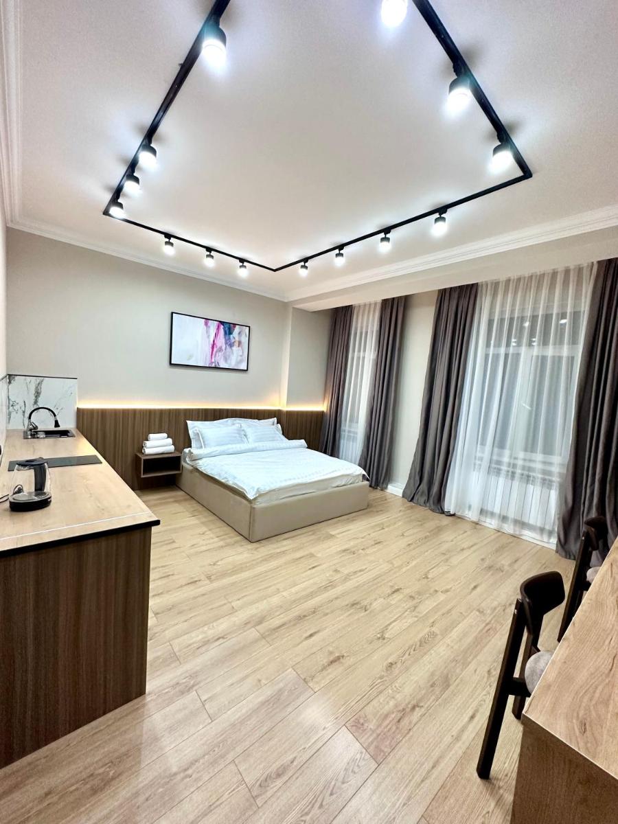 Freedom hotel - Housity