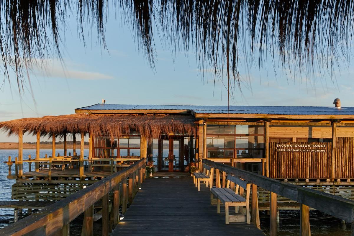 Laguna Garzón Lodge - Housity