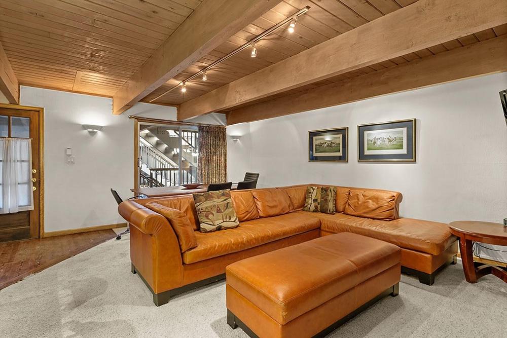 Chateau Dumont Unit 9, Downtown Condo with Cozy Living Area - Housity