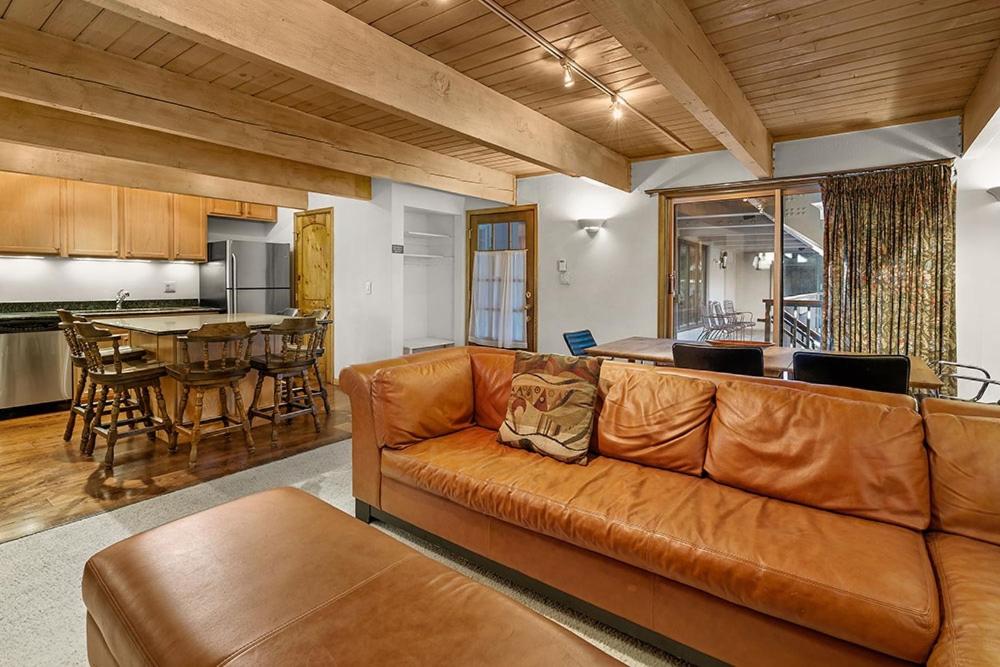 Chateau Dumont Unit 9, Downtown Condo with Cozy Living Area - Housity