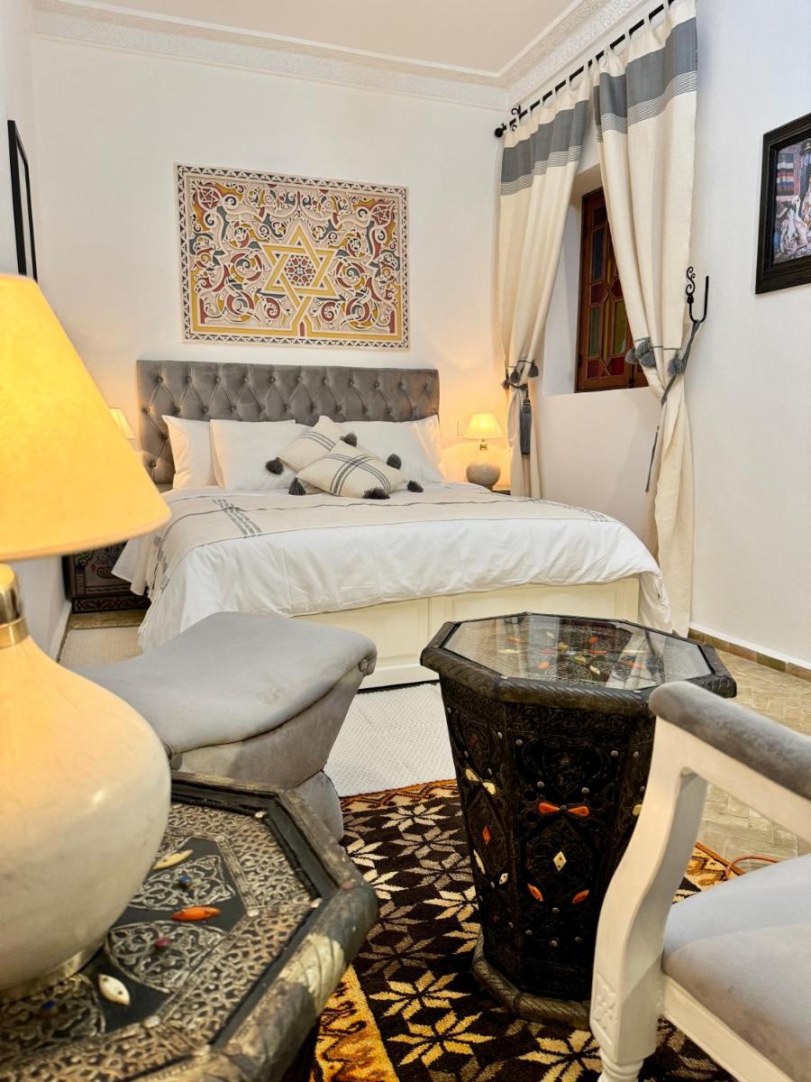 Riad Al-Qurtubi - Housity