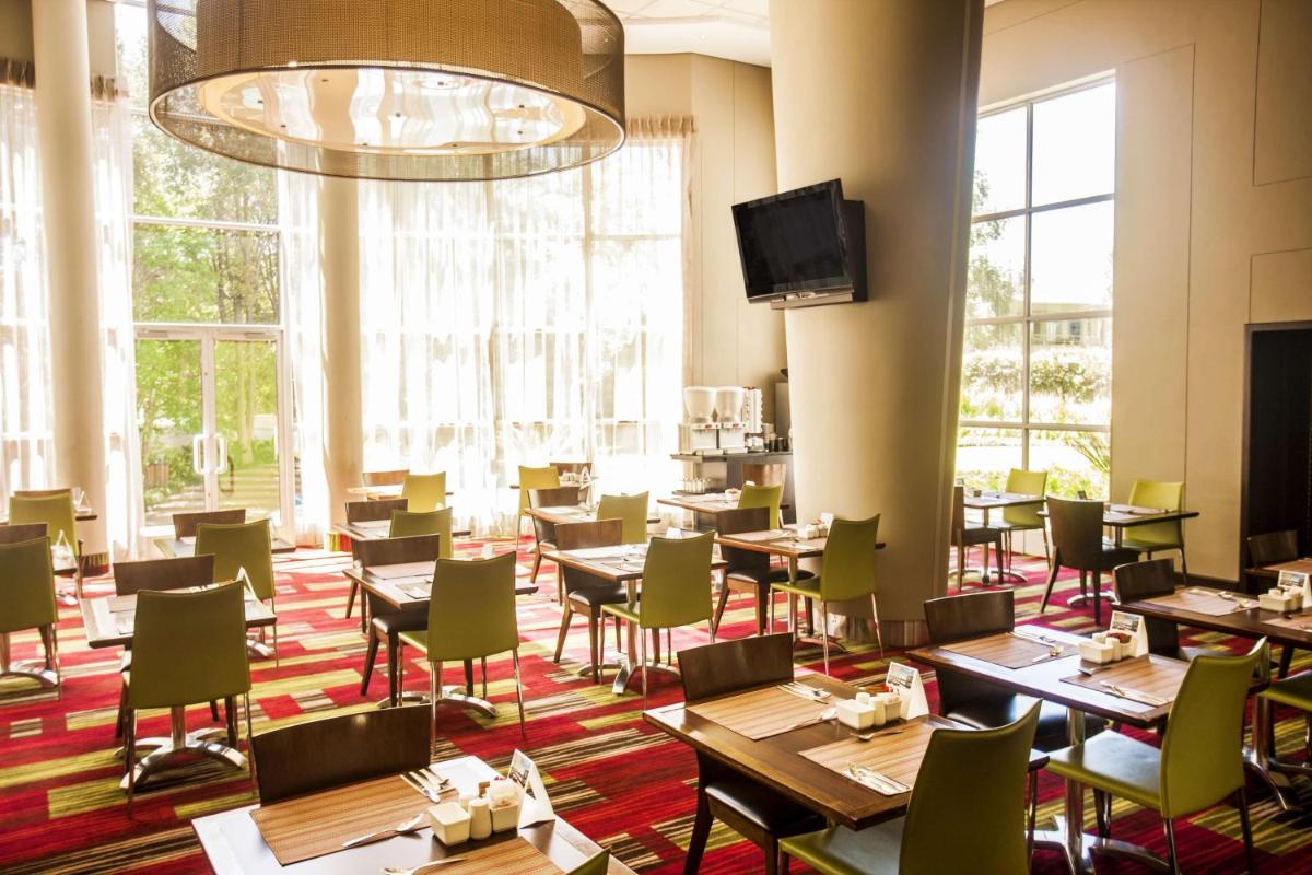 StayEasy Eastgate - Hizvo