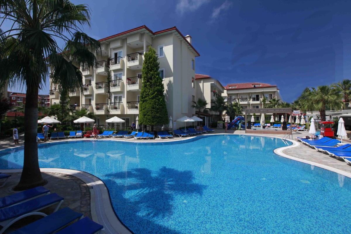 Sun City Apartments & Hotel - Housity