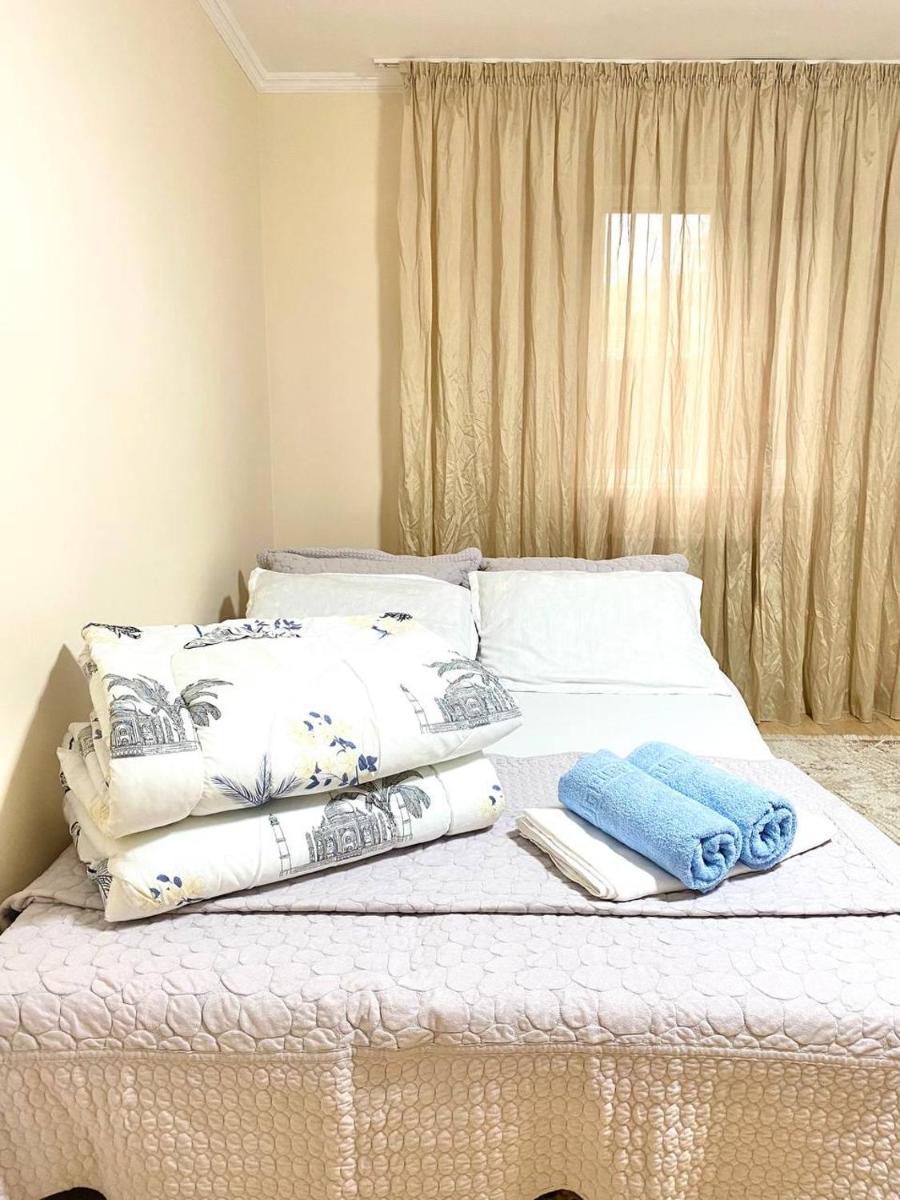 Town House, metro Raiymbek - Housity