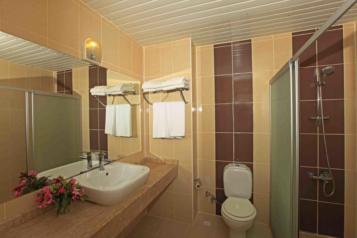 Sun City Apartments & Hotel - Housity