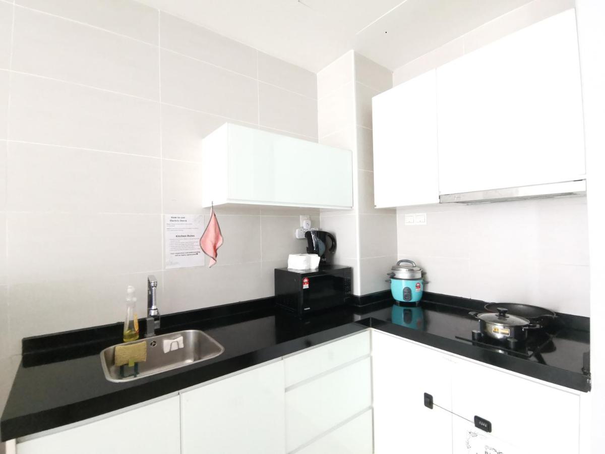 Suitetrails - Central Residence Homestay2 @ Sungai Besi, Kuala Lumpur