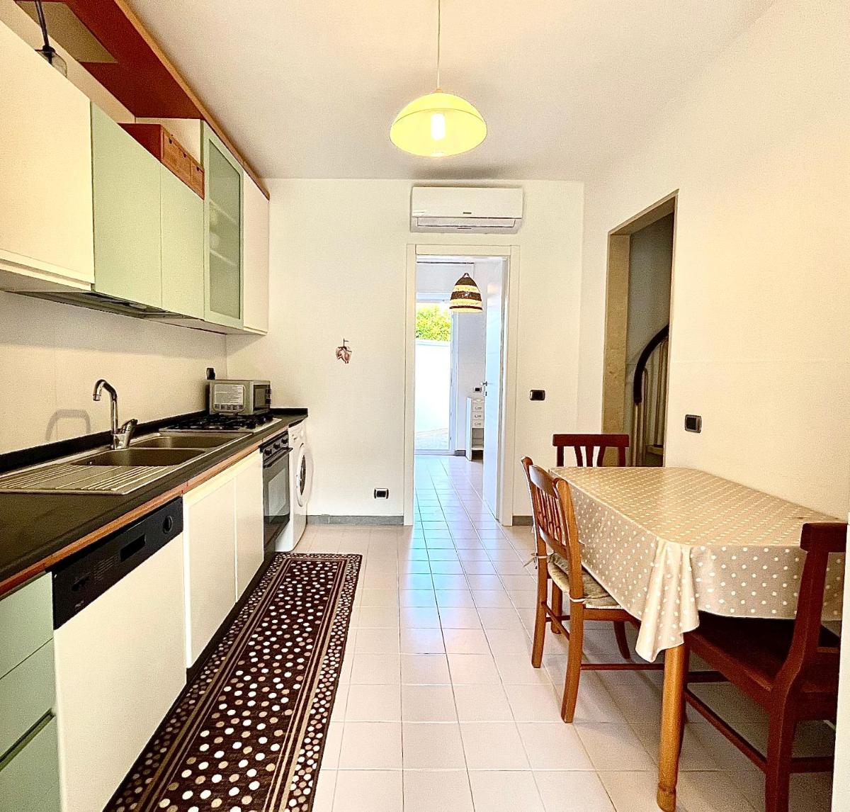 Villetta Sofia - 800m dal mare - Housity