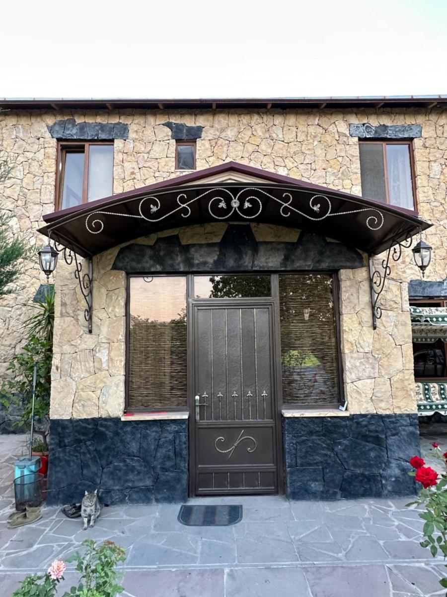 Green Garden Guest House - Housity