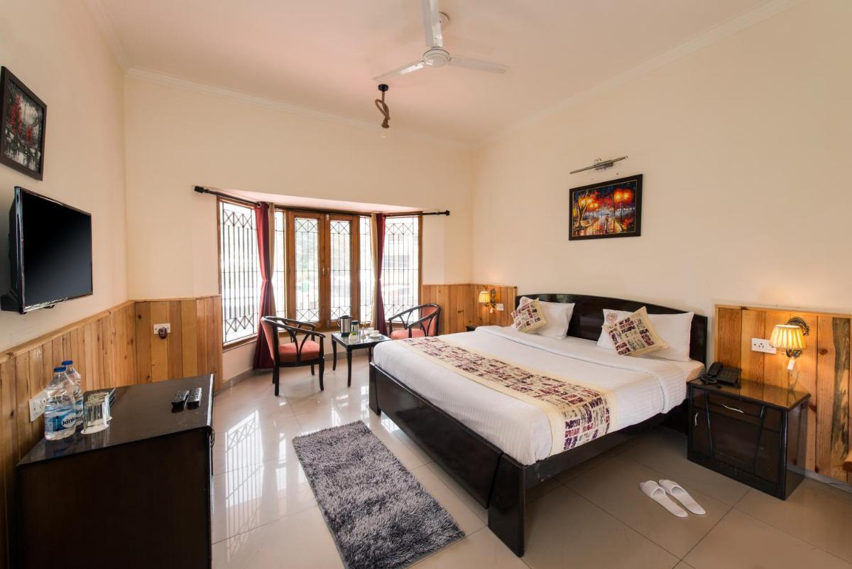 IVY The Boutique Hotel By Sukhmani Resorts - Housity