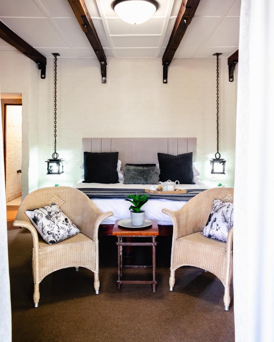 Anglers Court - Housity