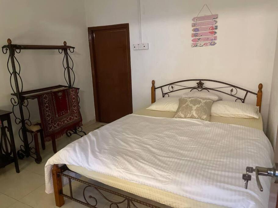4R4B with Pool - D'Klate Artstay - Inap Seni Klate - Housity
