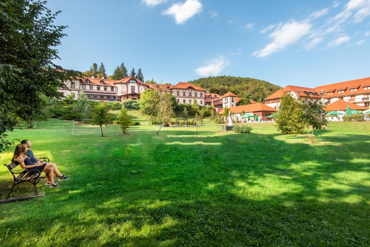 Erzsébet Park Hotel - Housity