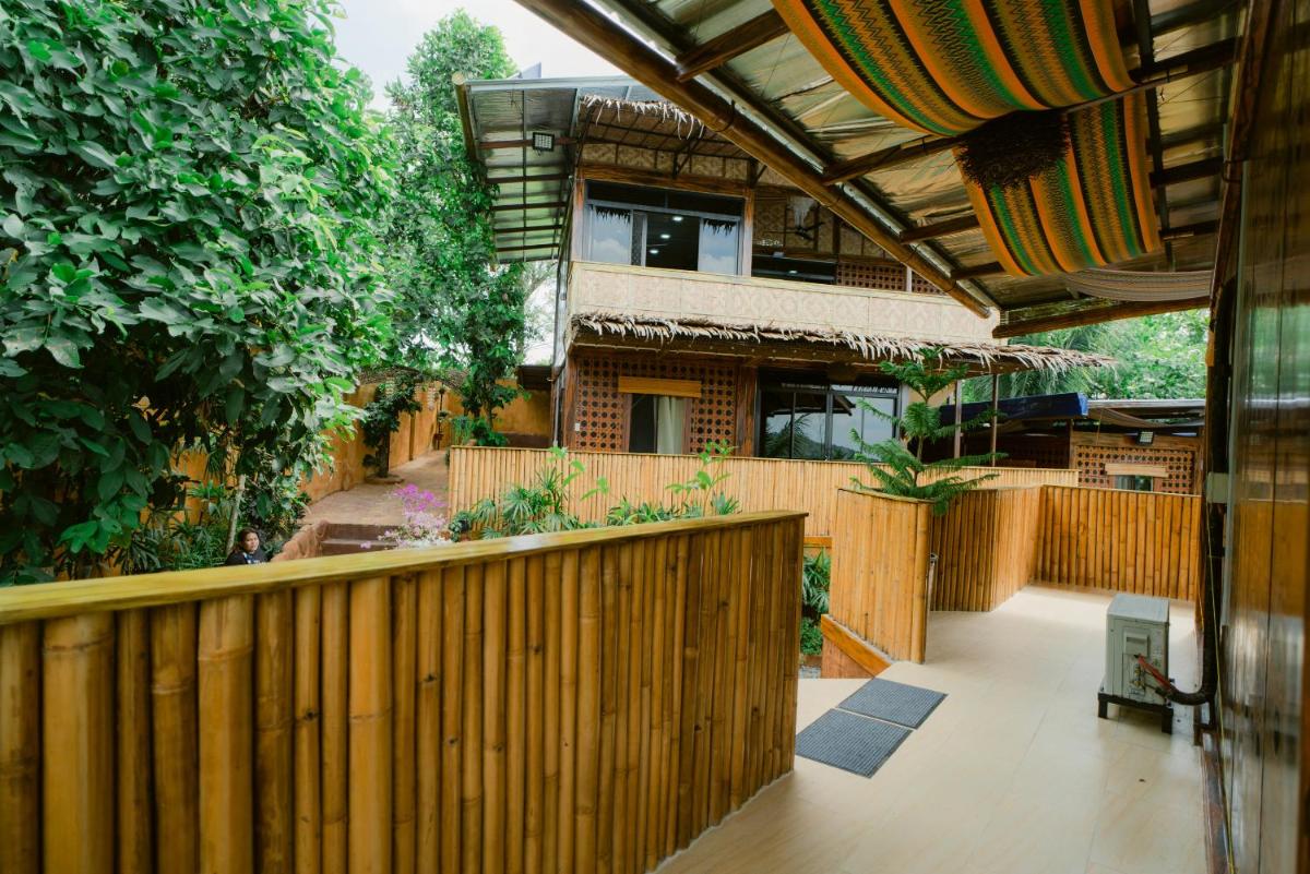 Vafi Hills Bed And Breakfast - Housity