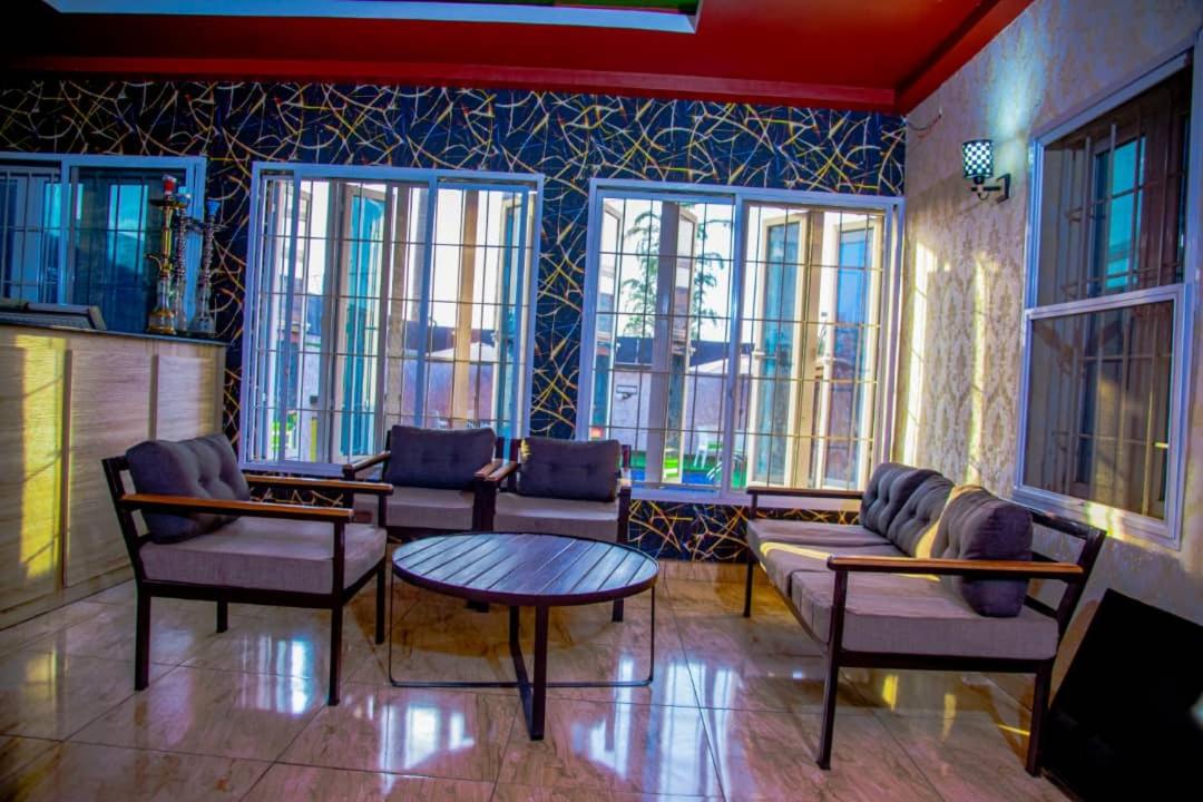 Suitetrails - JOSEPH COURT HOSPITALITY Gaduwa Estate