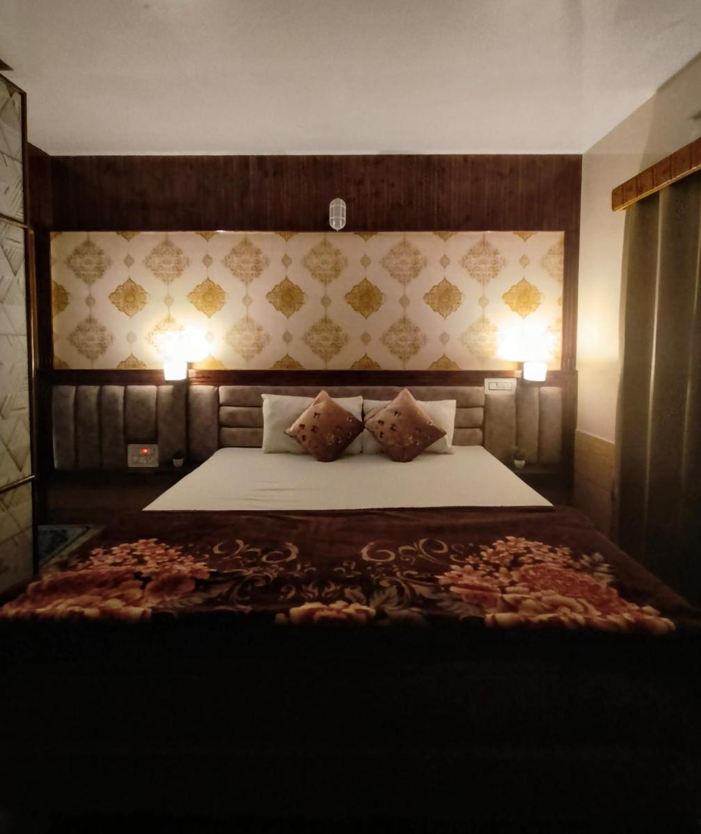 Aatithya Homestay Raison,Manali - Housity
