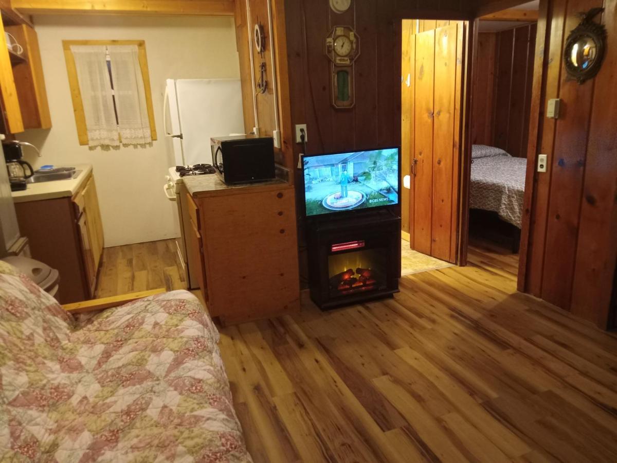 Pine Haven Beach Resort - Housity