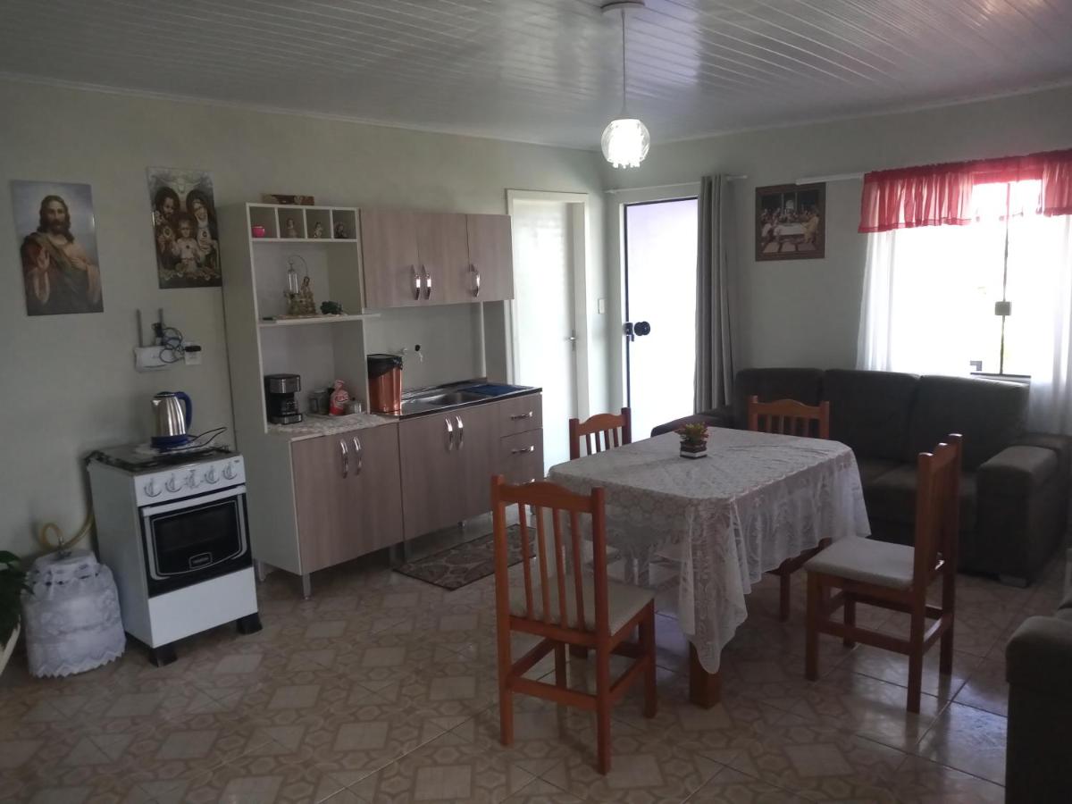 Pousada Oliveira Ametista - Housity