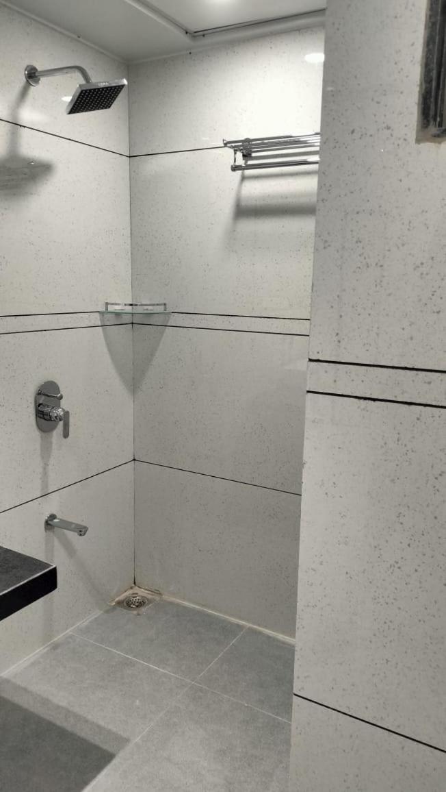 HOTEL AURELLIA - Housity
