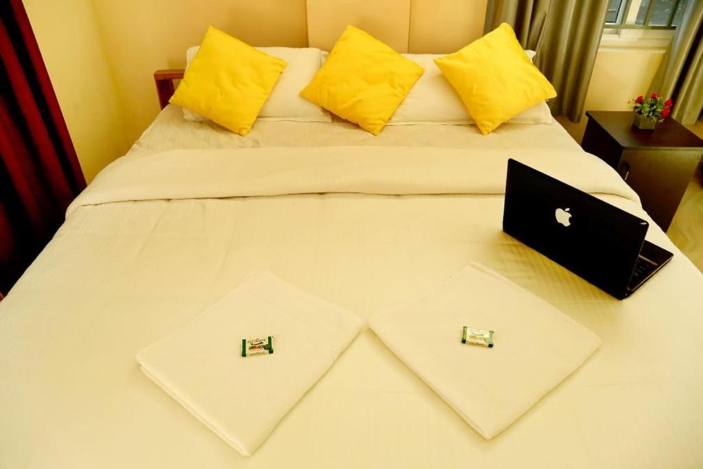 LOYAL RESIDENCY - Housity