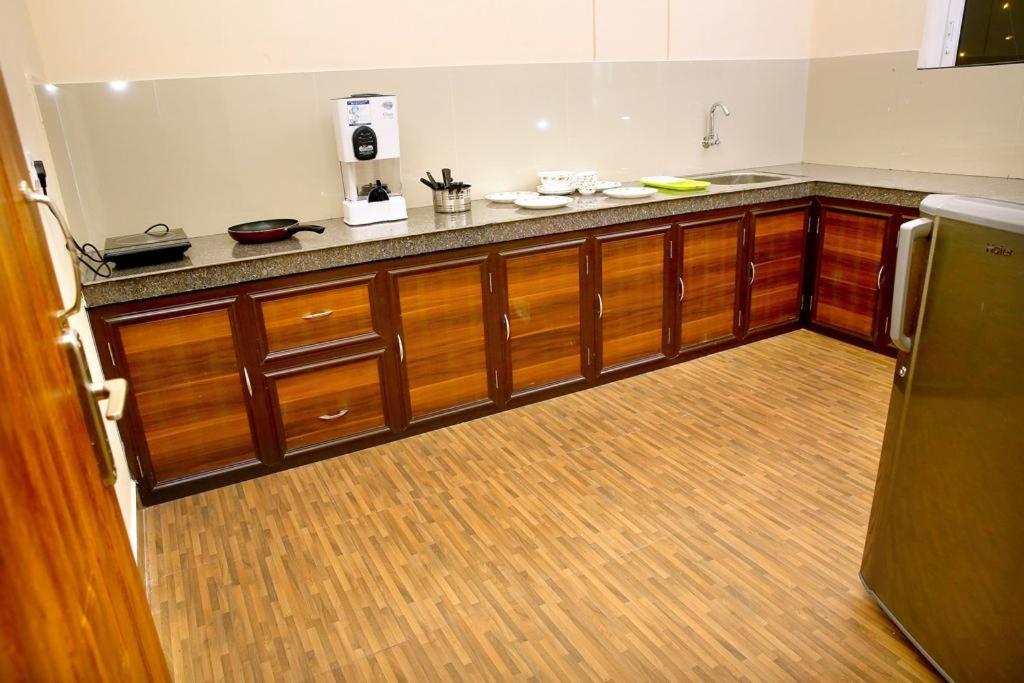 LOYAL RESIDENCY - Housity