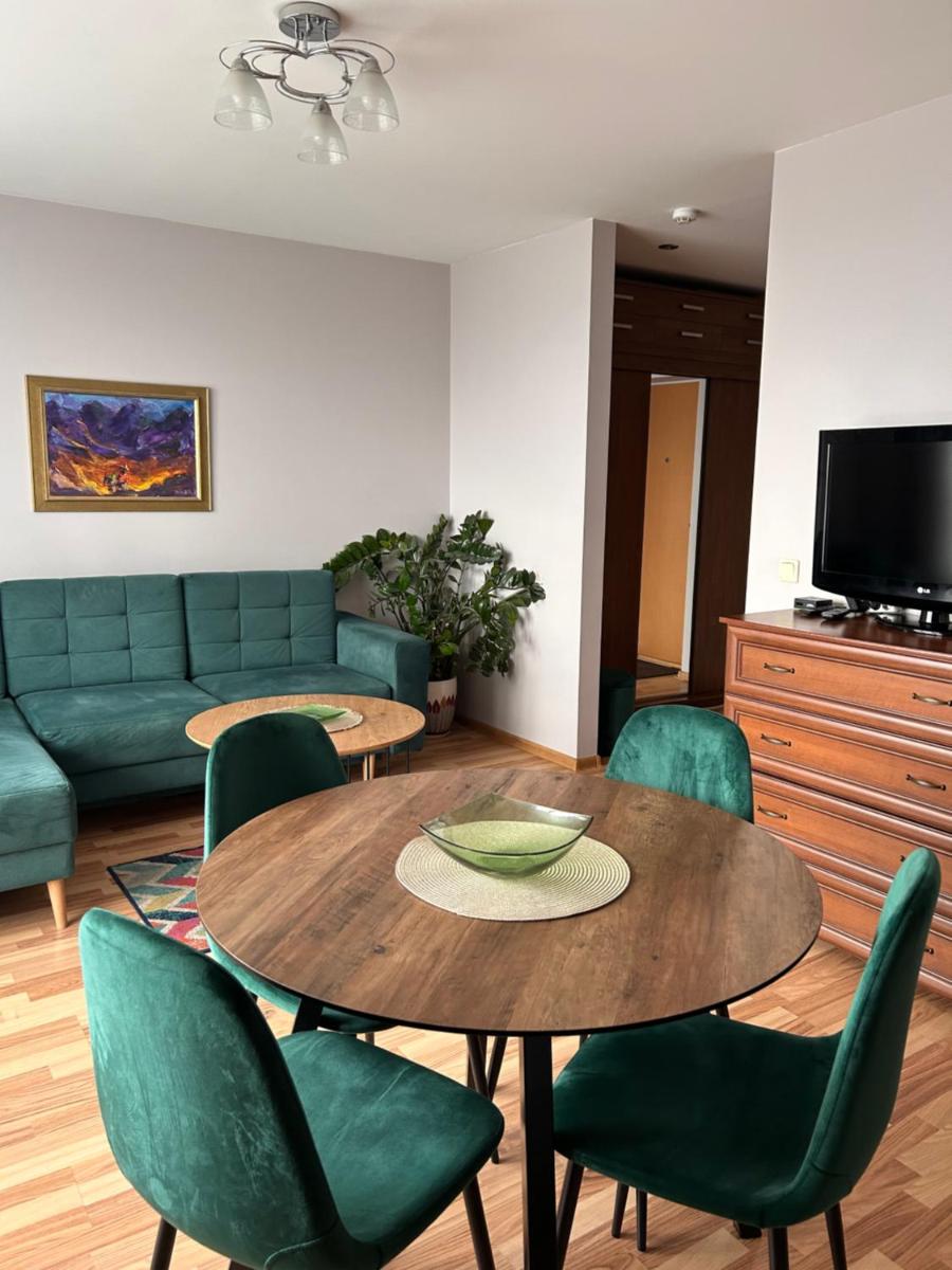 Baltijos 12b Apartamentai - Housity