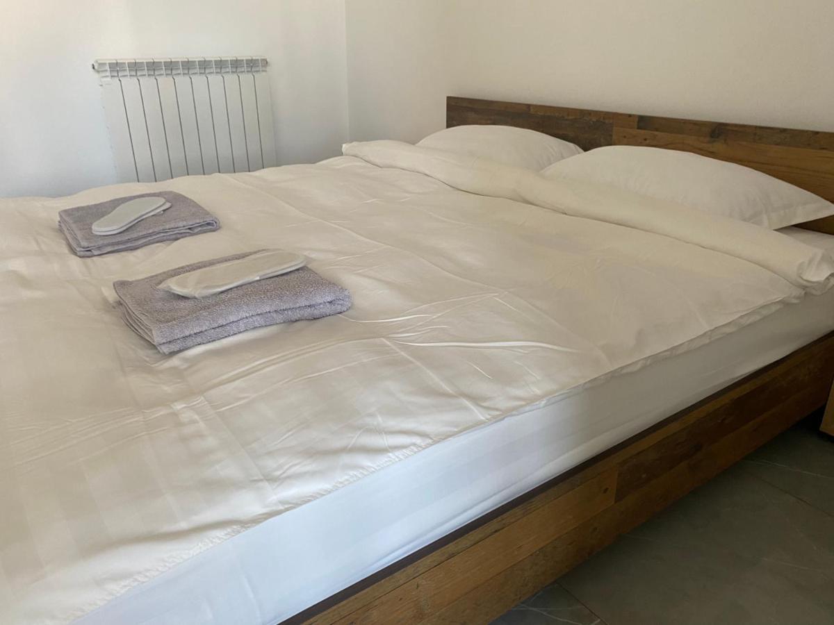 Casa Cojocaru - Housity