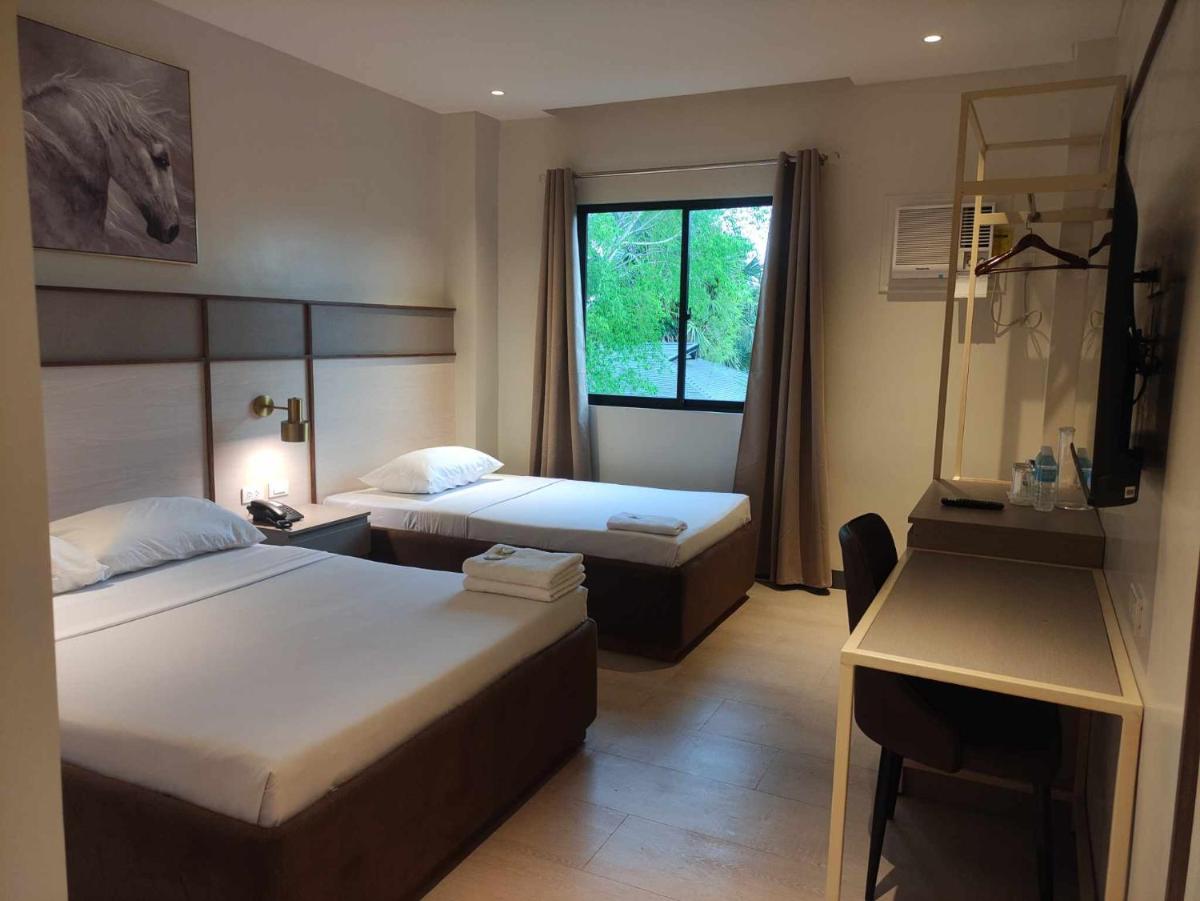 VCDU Prince Hotel Grand Convention -Villa Kananga - Housity