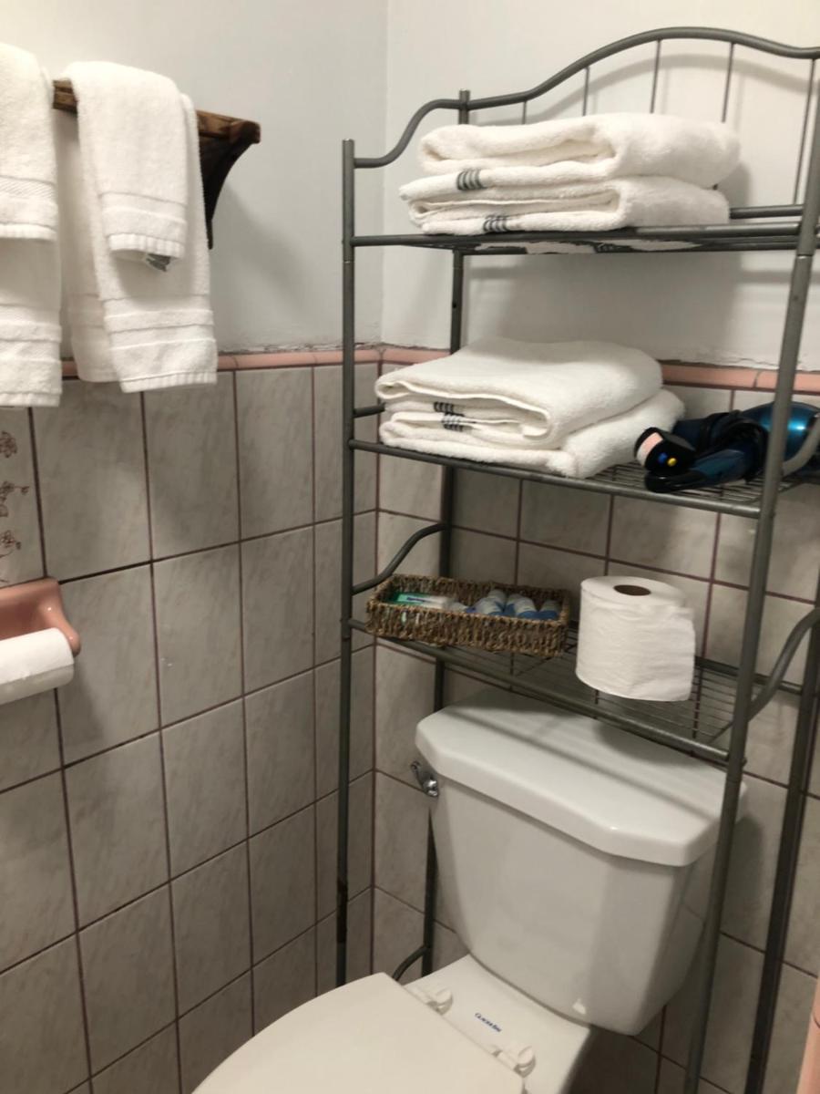 Rest Haven Motel - Housity