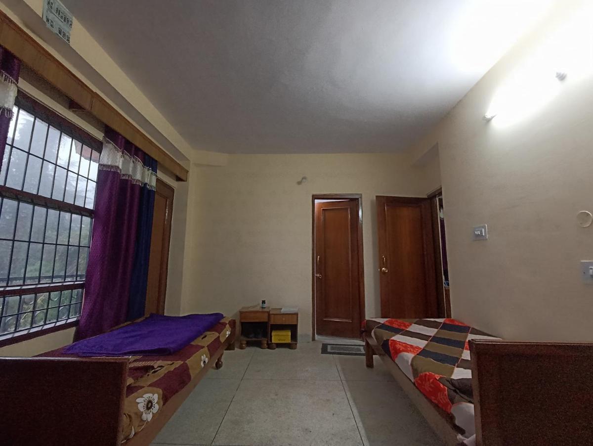 Superstar PG - Housity