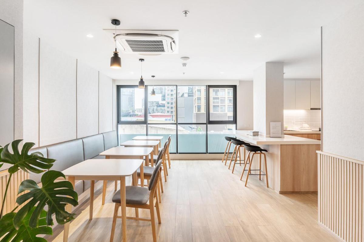 LiveZen Bangkok Sukhumvit - Hizvo
