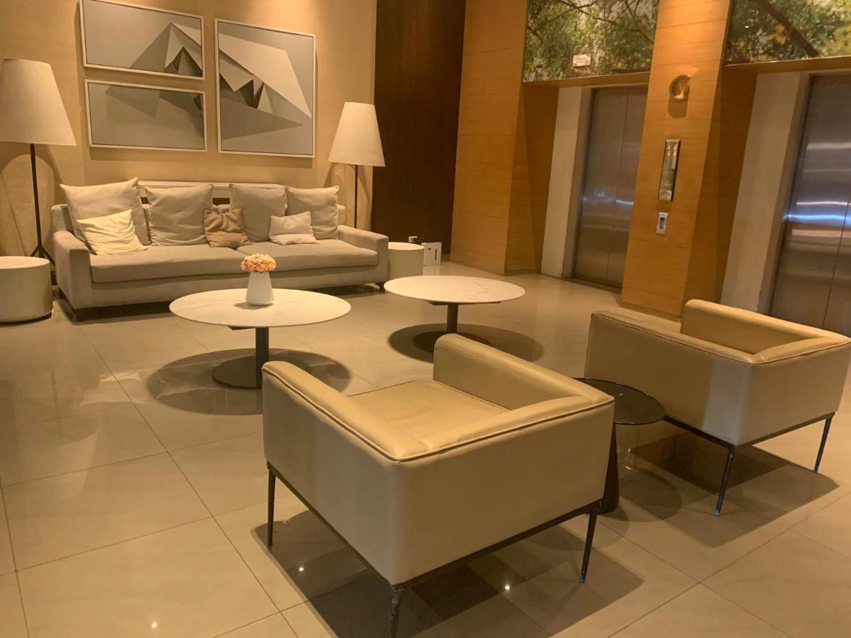 2BR Oasis in Makati San Lorenzo - Housity