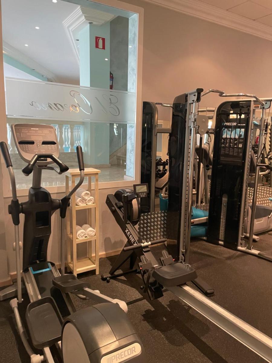 Gimnasio o instalaciones de fitness de El Oceano Beach Hotel Adults only recommended