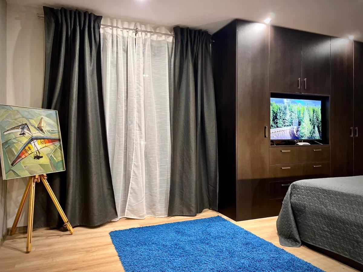 Туйковата стая The Tuikov Home Room - Housity