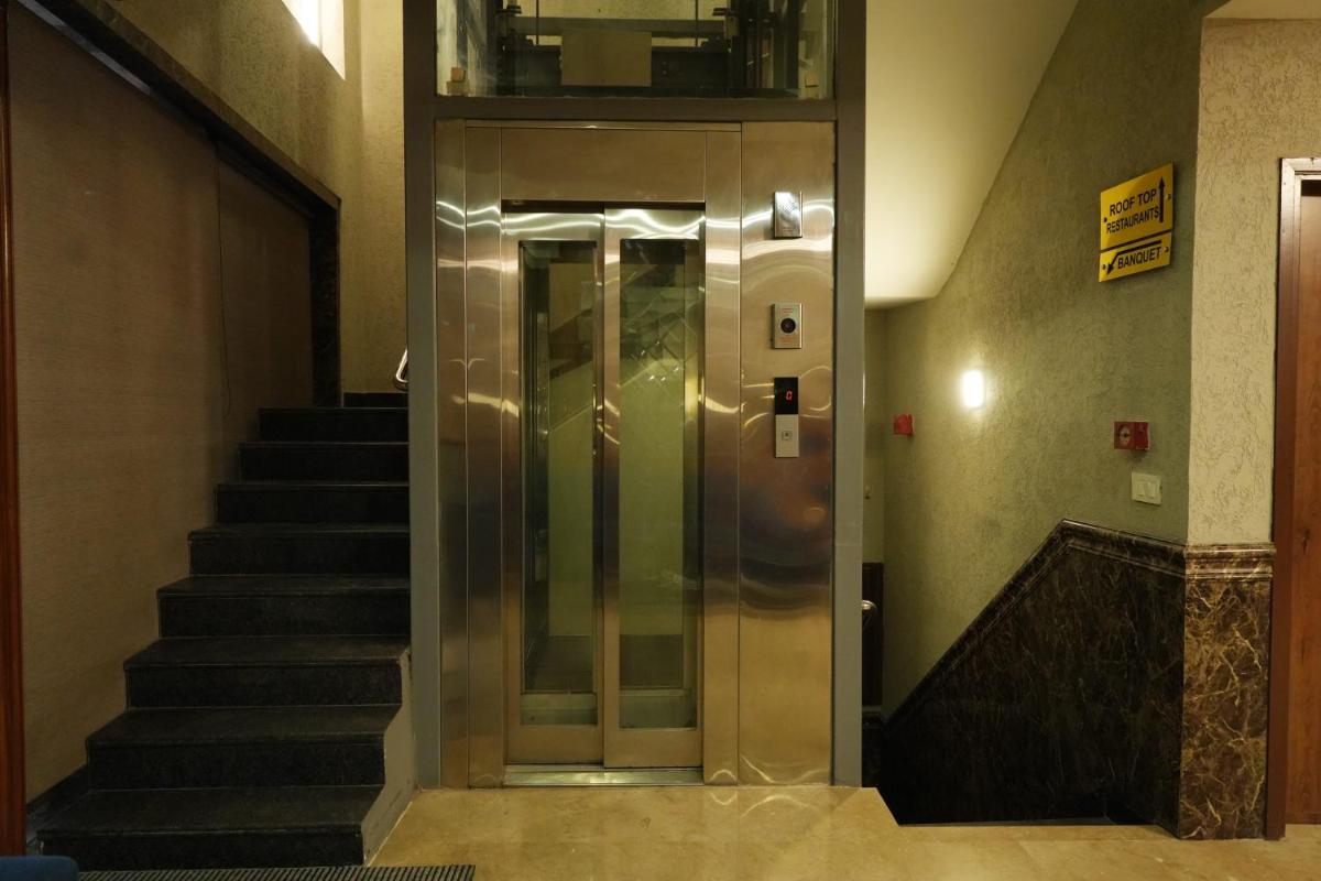 Hotel THE LAMP - Housity