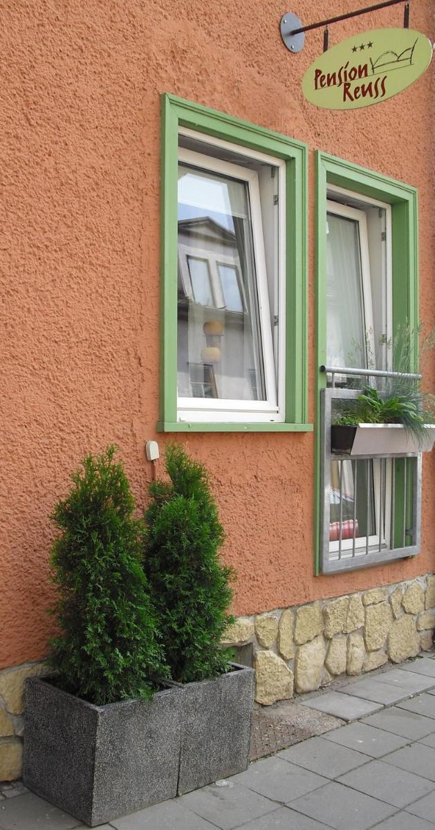 Suitetrails - Pension Reuss - Hotel garni
