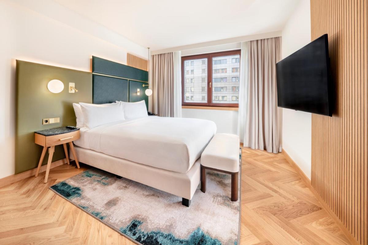 TV/Unterhaltungsangebot in der Unterkunft Hilton Berlin