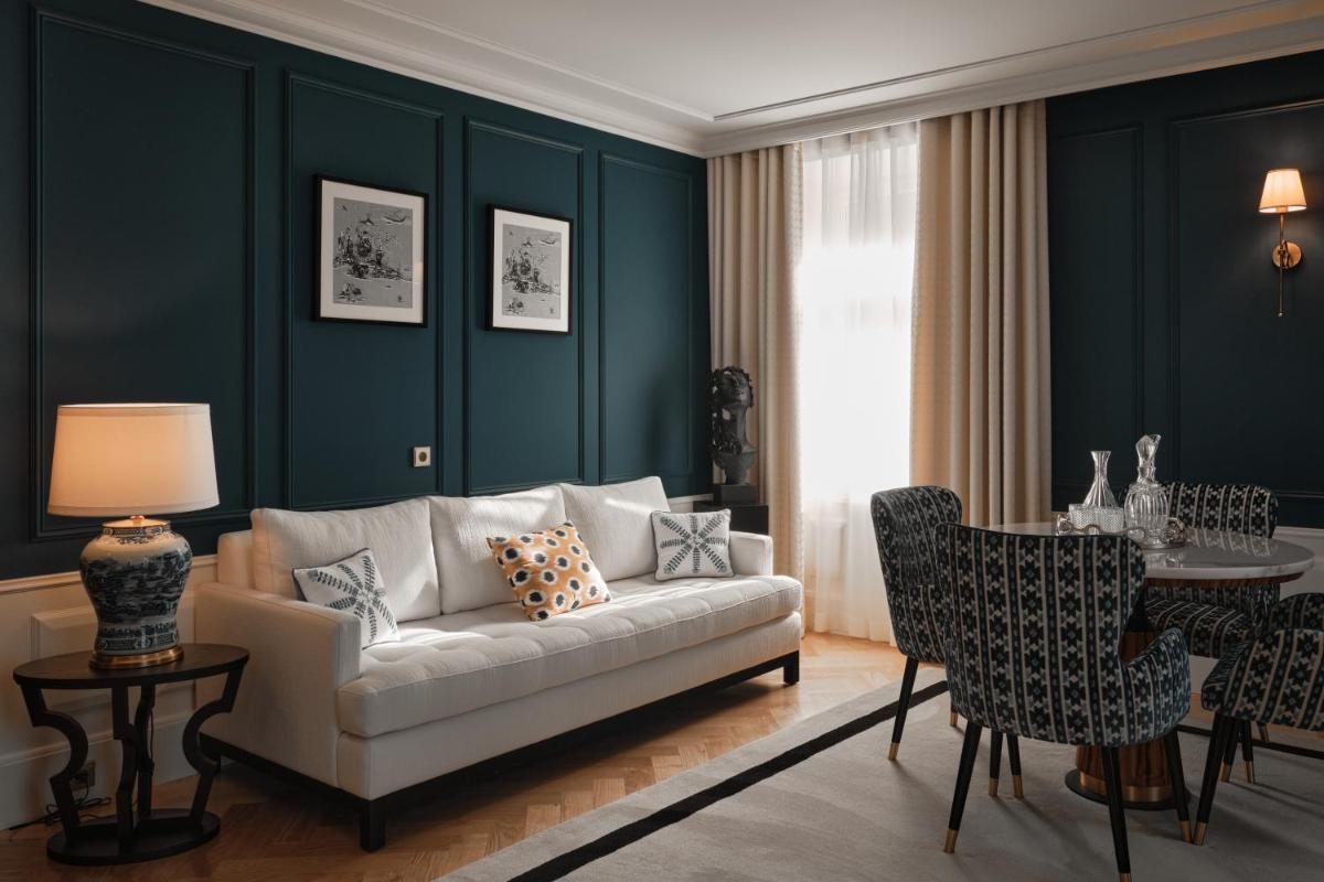 Uma área de estar em GA Palace Hotel & Spa, a XIXth-Century Villa