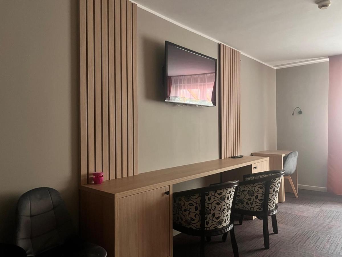 HOTEL MOTEL S5 - Housity